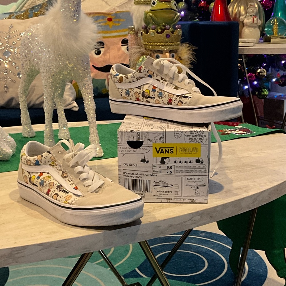 Vans Women’s Old Skool Cream Sneakers with Cartoon Print
